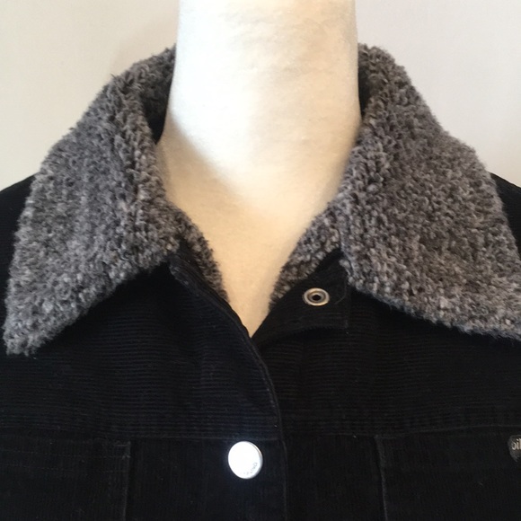 Black cord Billabong short Jacket Sz S - Picture 12 of 16